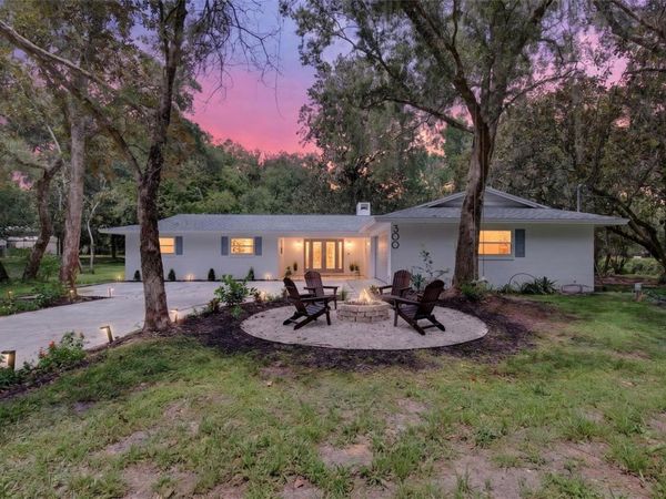 300 SCOTT ROAD, GENEVA, FL 32732
