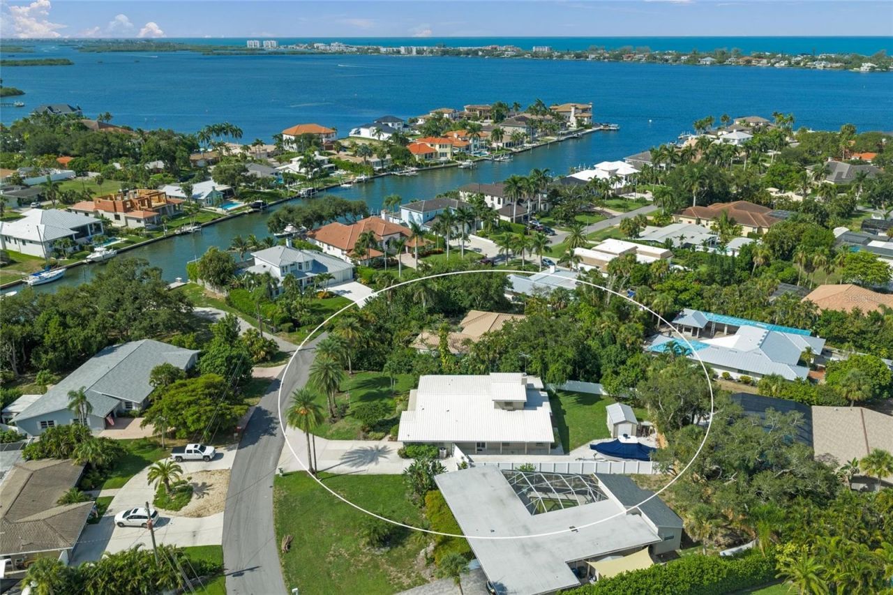 7616 Cove Terrace, Sarasota, FL 34231 Photo