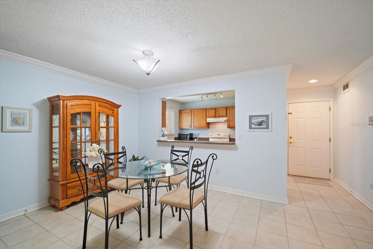 1927 Toucan Way, Unit 306, Sarasota, FL 34232 Photo