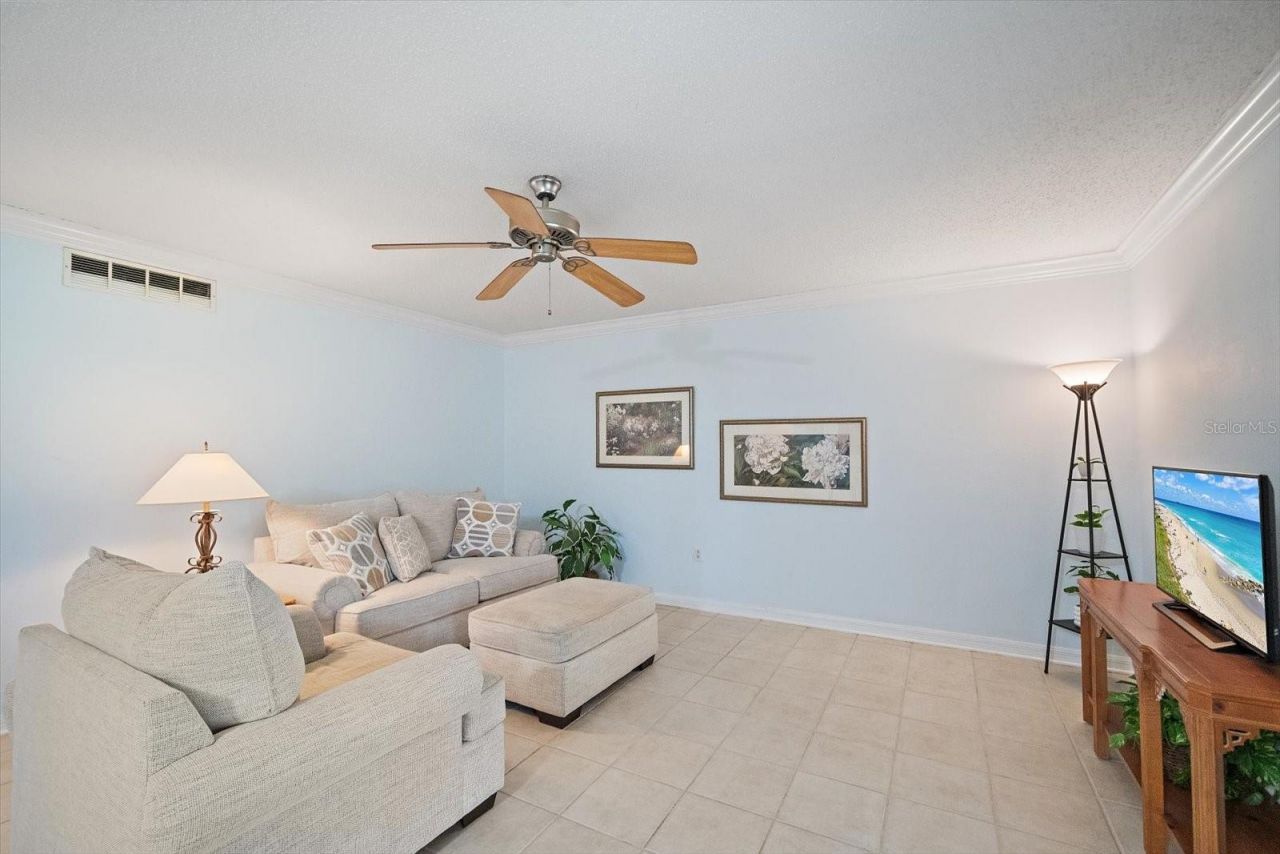 1927 Toucan Way, Unit 306, Sarasota, FL 34232 Photo