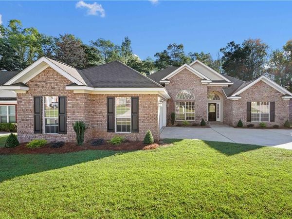 1675 Stonebridge Court, Mobile, AL 36695