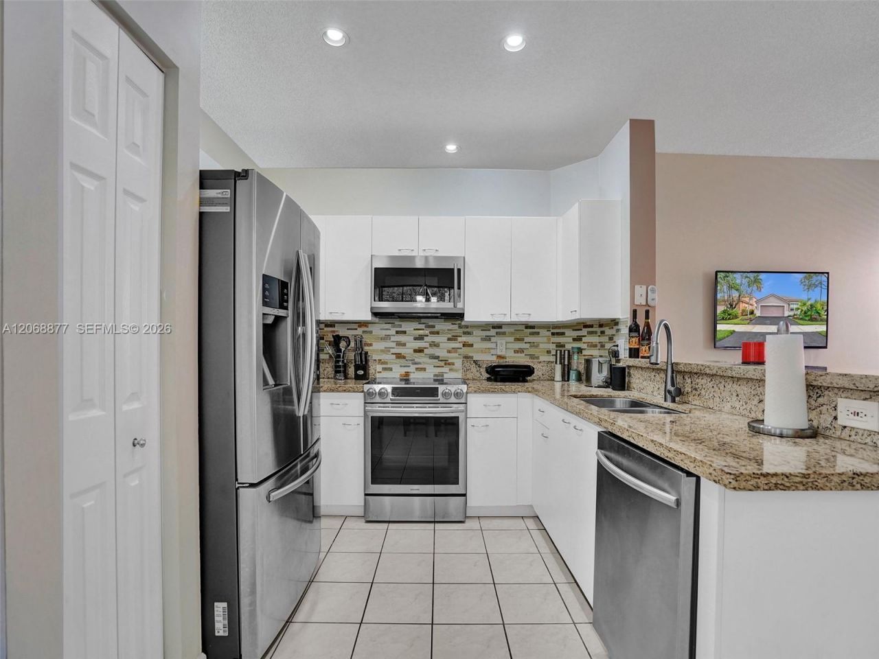 938 Bluewood Ter , Weston, FL 33327 Photo