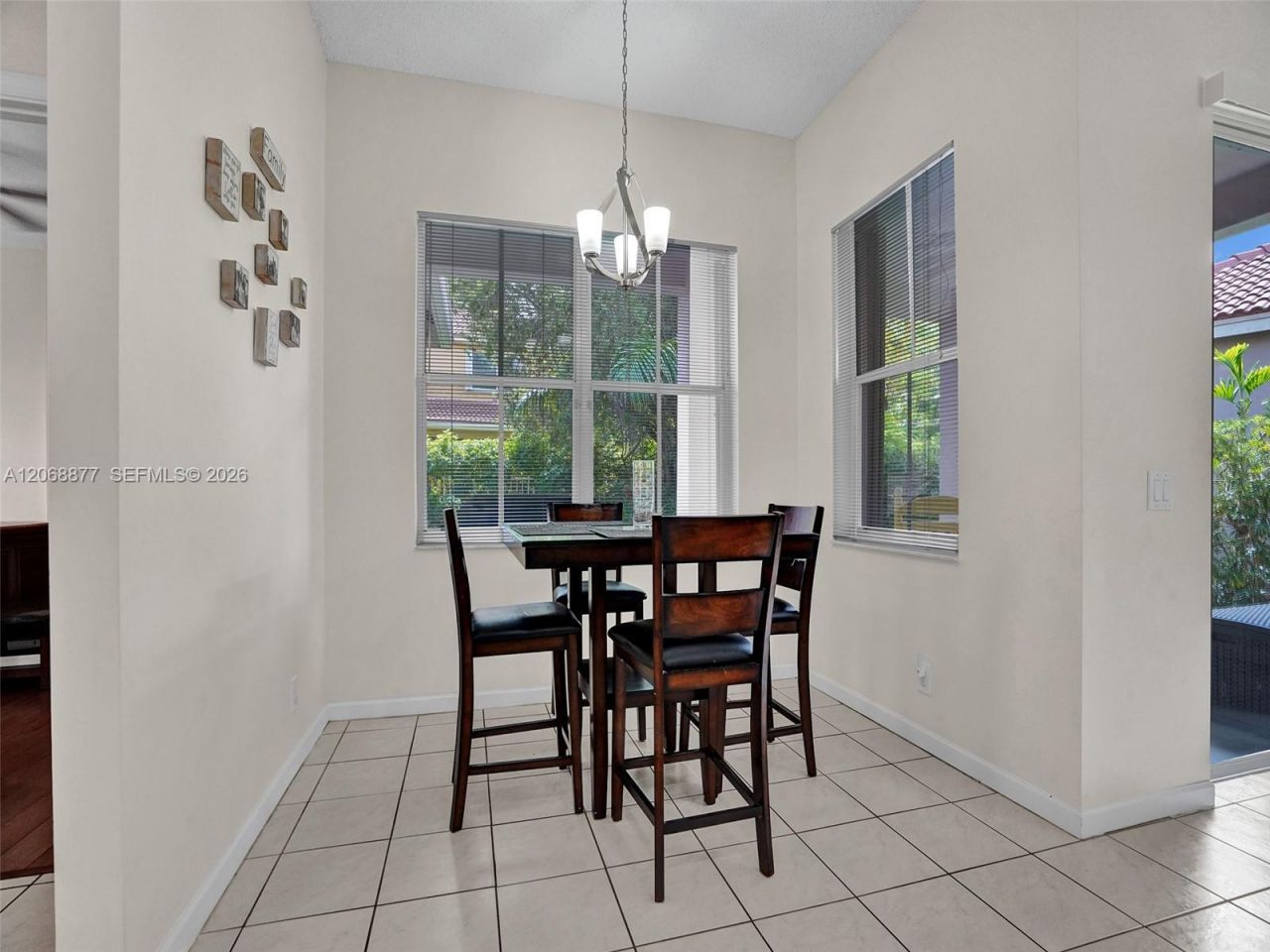 938 Bluewood Ter , Weston, FL 33327 Photo