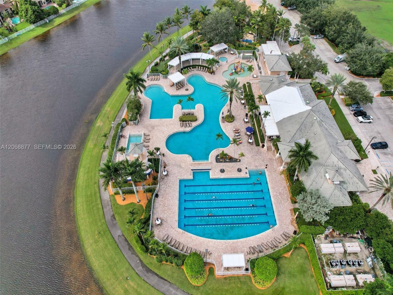 938 Bluewood Ter , Weston, FL 33327 Photo