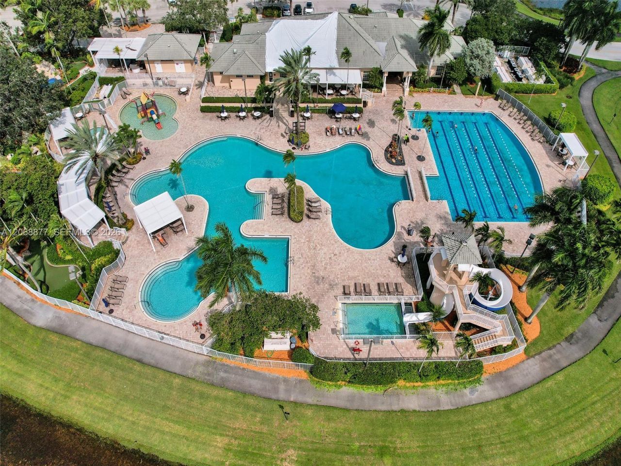 938 Bluewood Ter , Weston, FL 33327 Photo