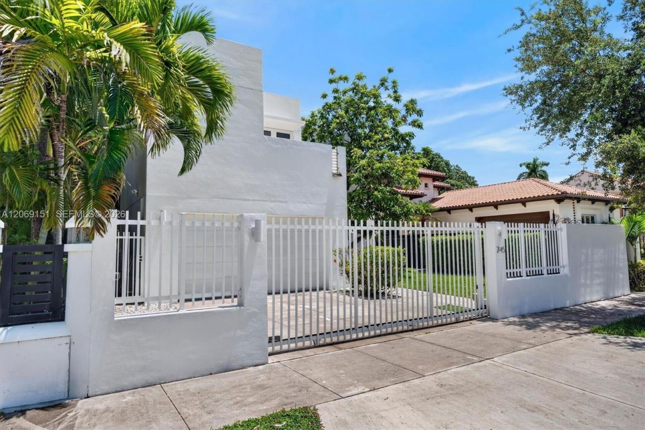 745 SW 22nd Rd, Miami, FL 33129 Photo