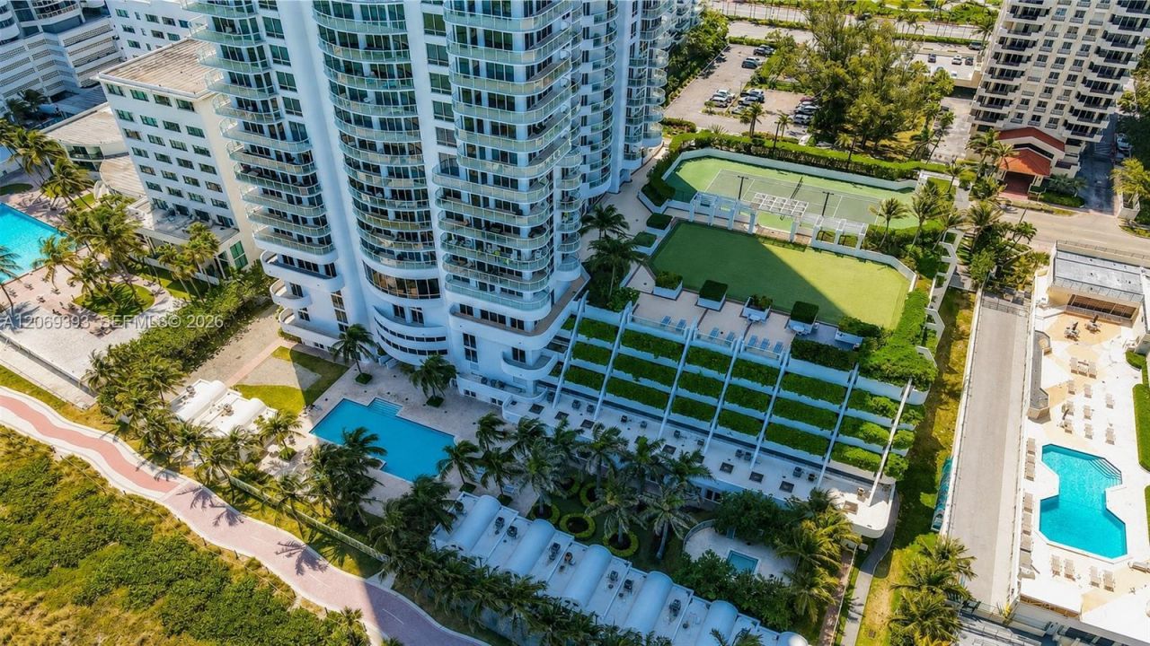 6365 Collins Ave, Unit 2805, Miami Beach, FL 33141 Photo