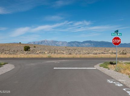 320 Veris Court, Gardnerville, NV 89410 Photo