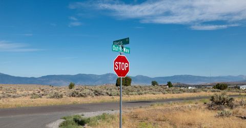 320 Veris Court, Gardnerville, NV 89410 Photo