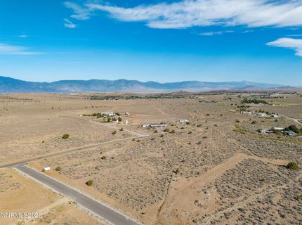 320 Veris Court, Gardnerville, NV 89410 Photo