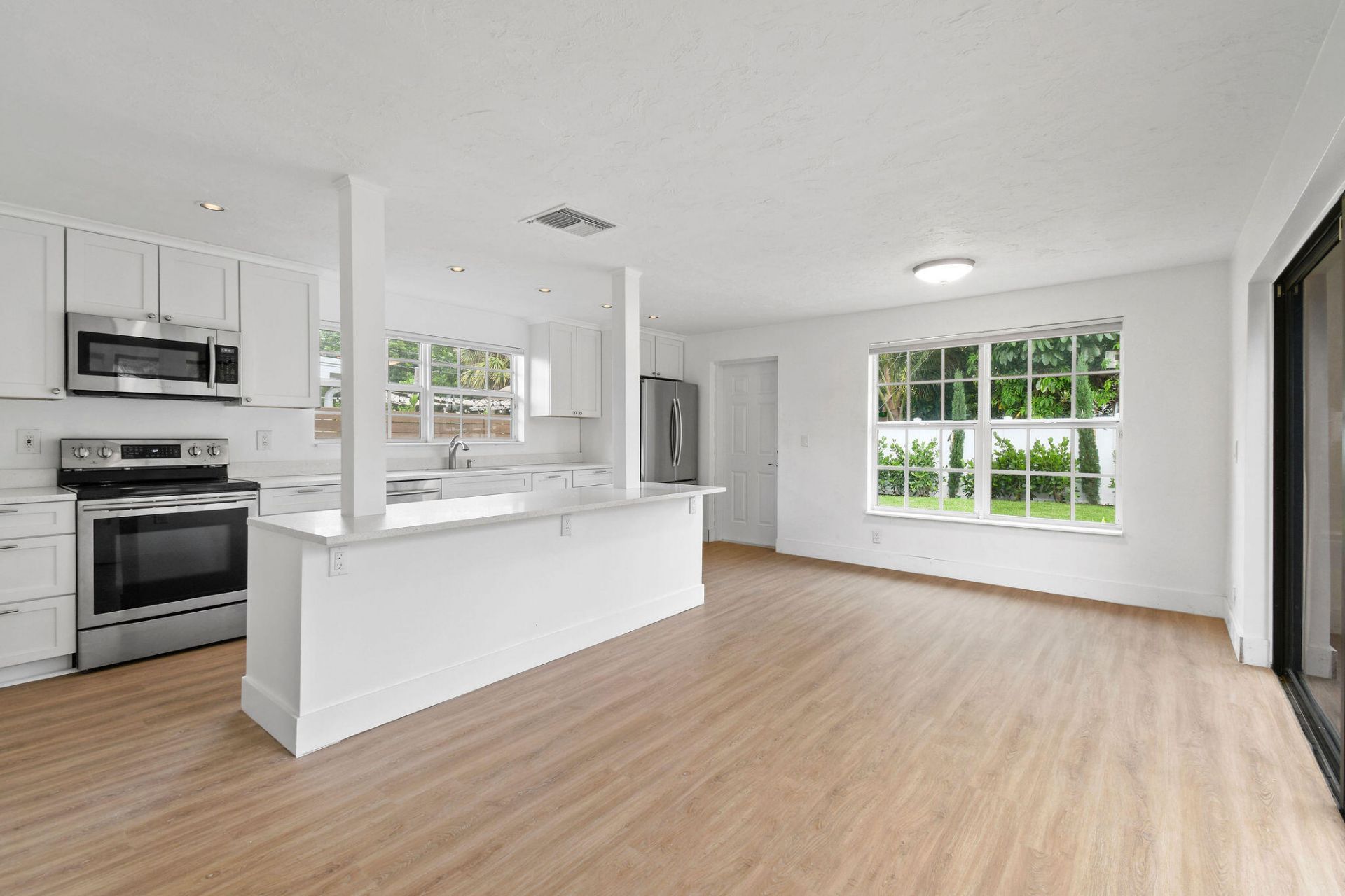 319 29th Street, West Palm Beach, FL 33407 Photo