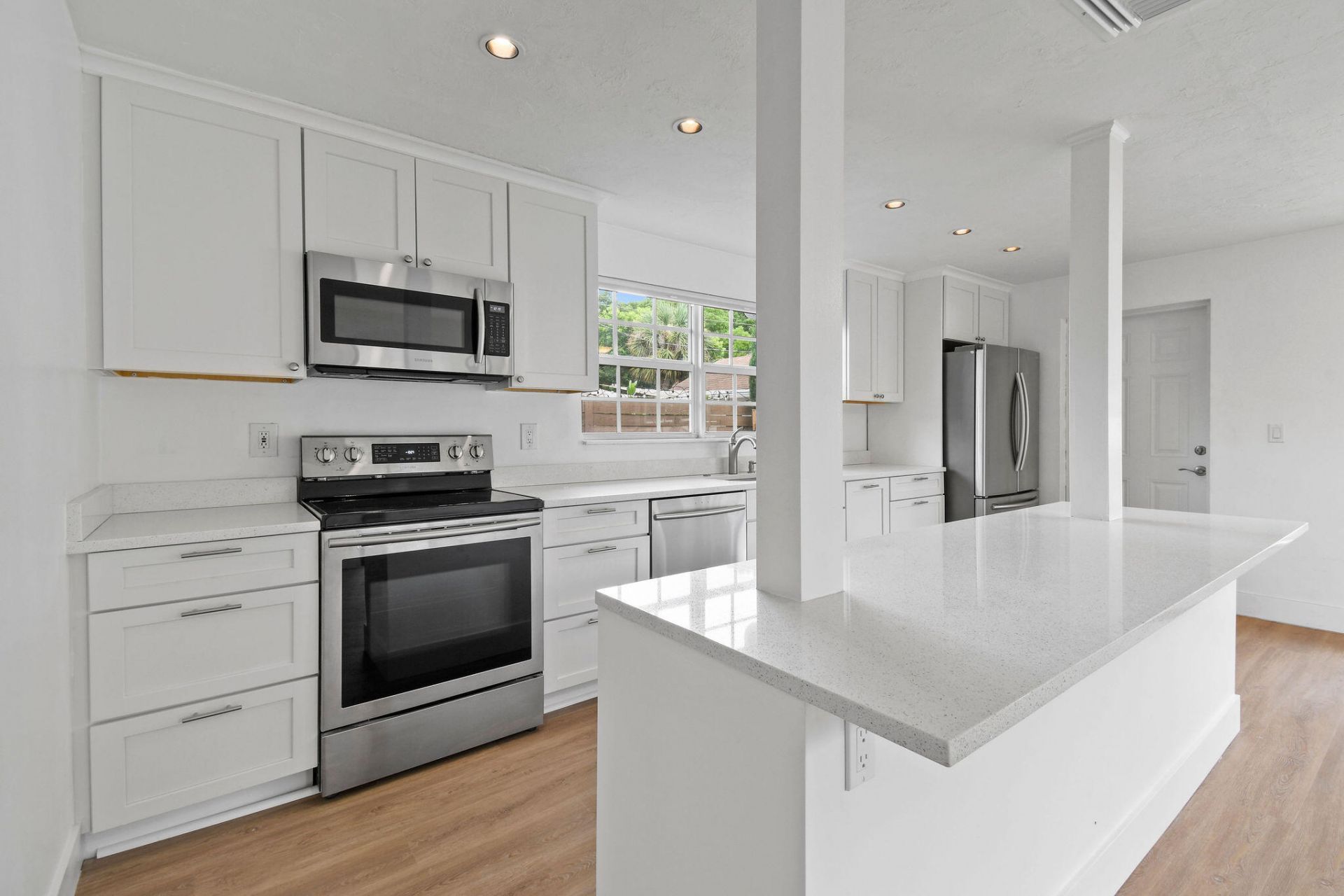 319 29th Street, West Palm Beach, FL 33407 Photo