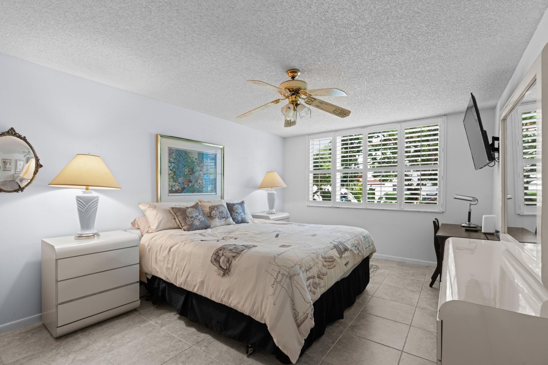106 Half Moon Circle, Unit B1, Hypoluxo, FL 33462 Photo