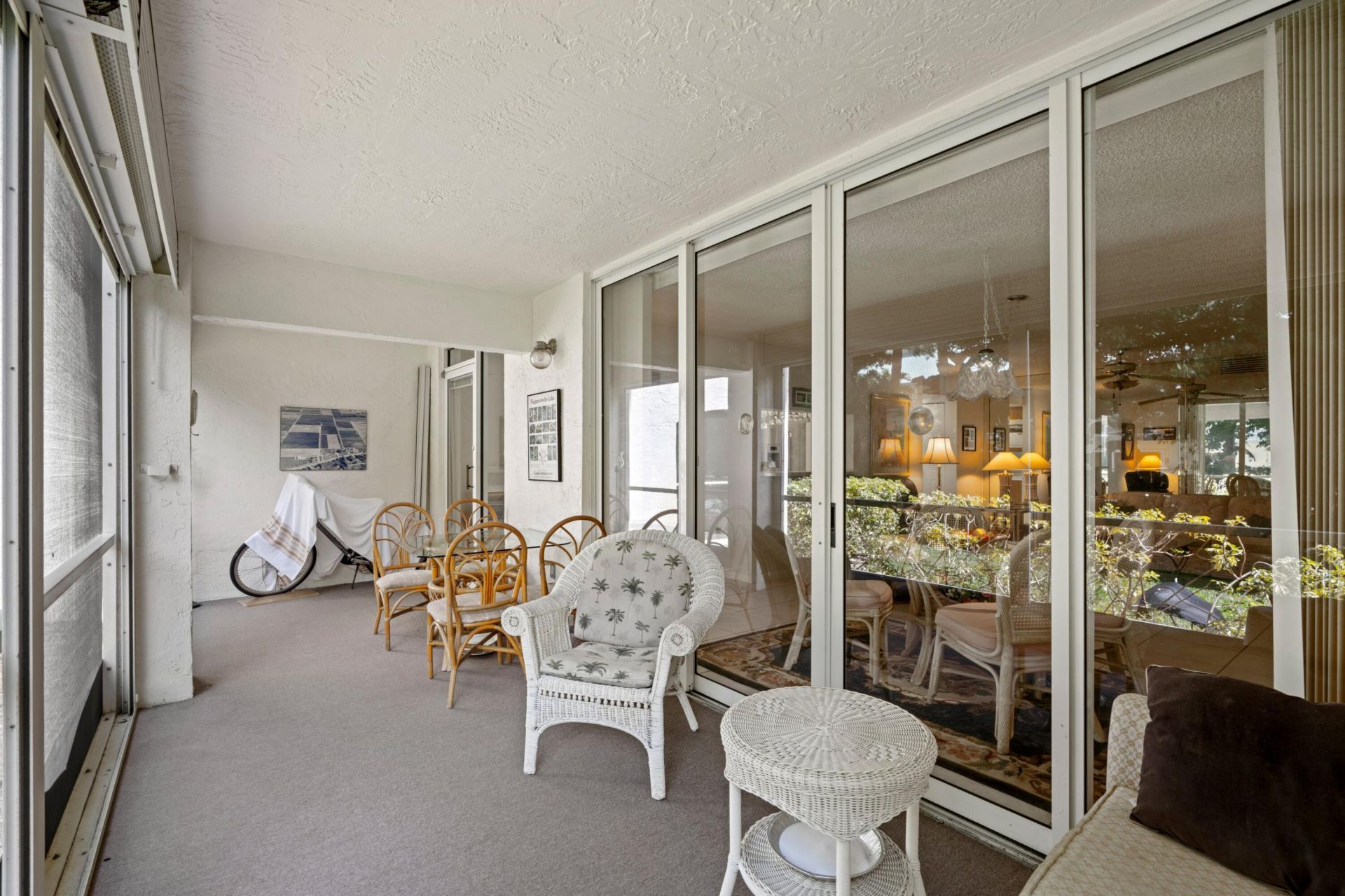 106 Half Moon Circle, Unit B1, Hypoluxo, FL 33462 Photo