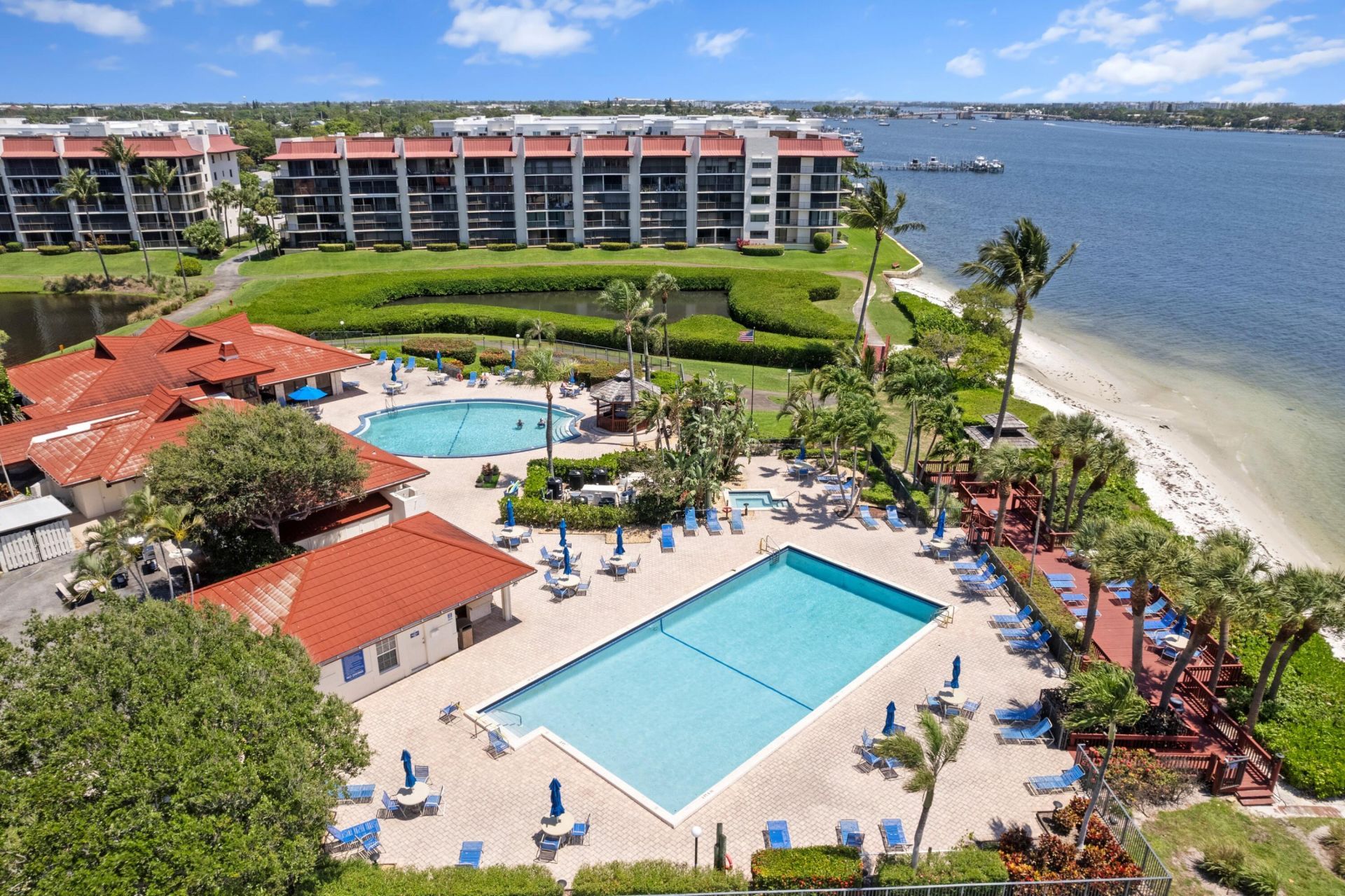 106 Half Moon Circle, Unit B1, Hypoluxo, FL 33462 Photo