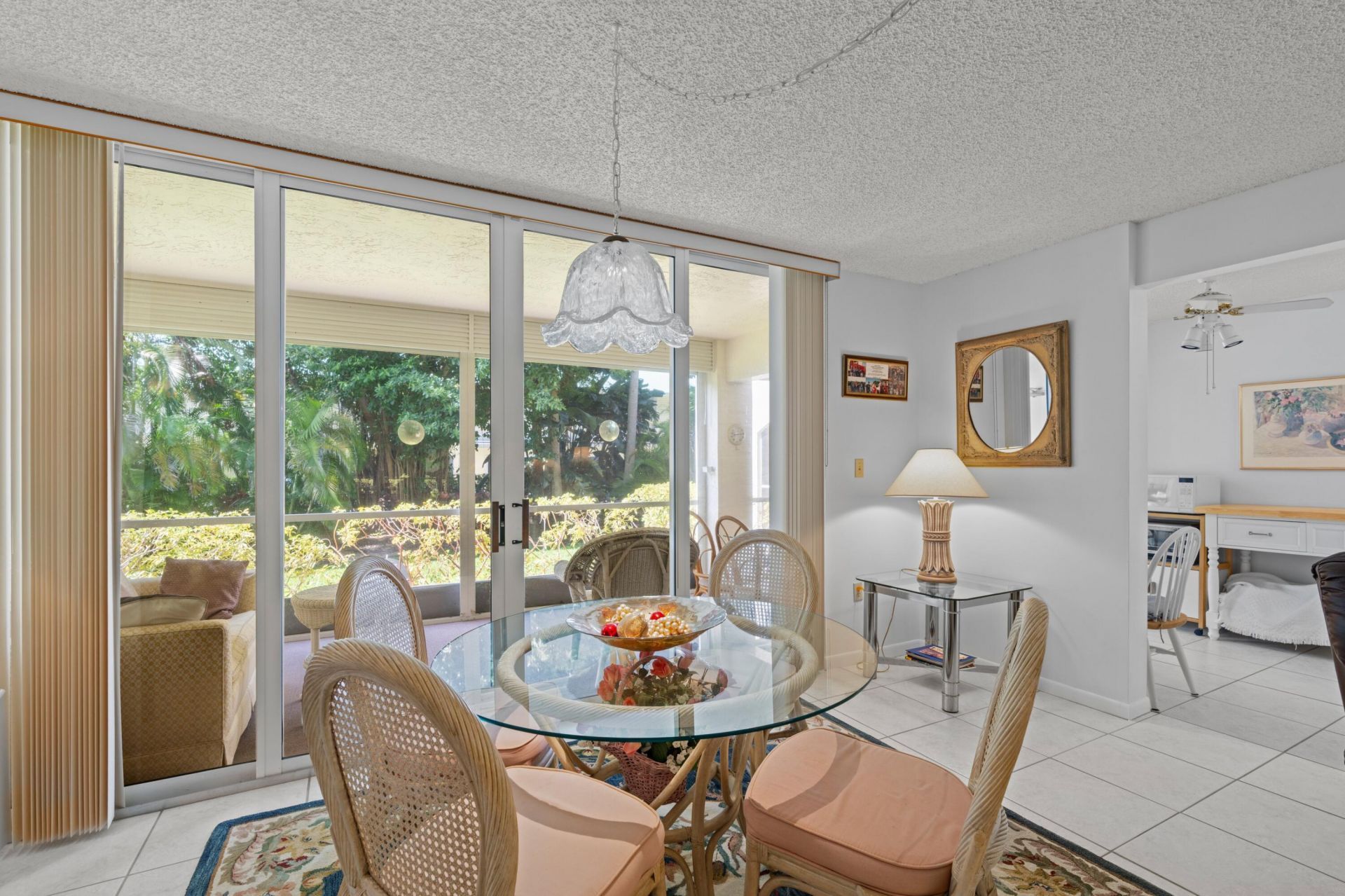 106 Half Moon Circle, Unit B1, Hypoluxo, FL 33462 Photo