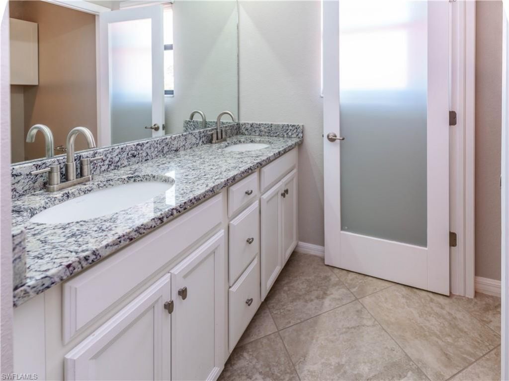 1588 Vizcaya Ln, Naples, FL 34113 Photo