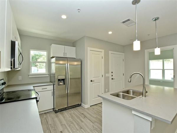 102 Blue Ridge TRL, Unit 2, West Lake Hills, TX 78746