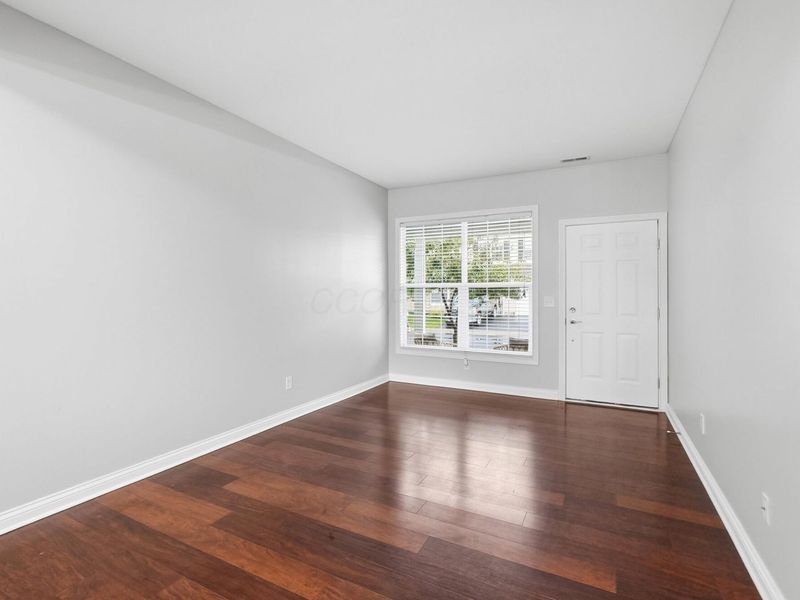 6244 Brassie Avenue , Unit 202, Westerville, OH 43081 Photo 7