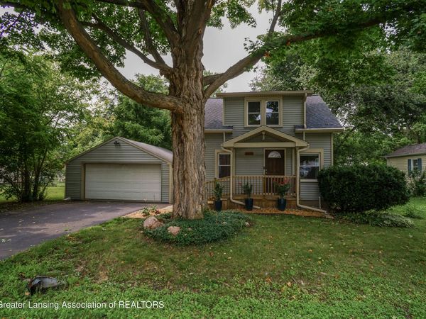 2217 Auburn Avenue, Holt, MI 48842