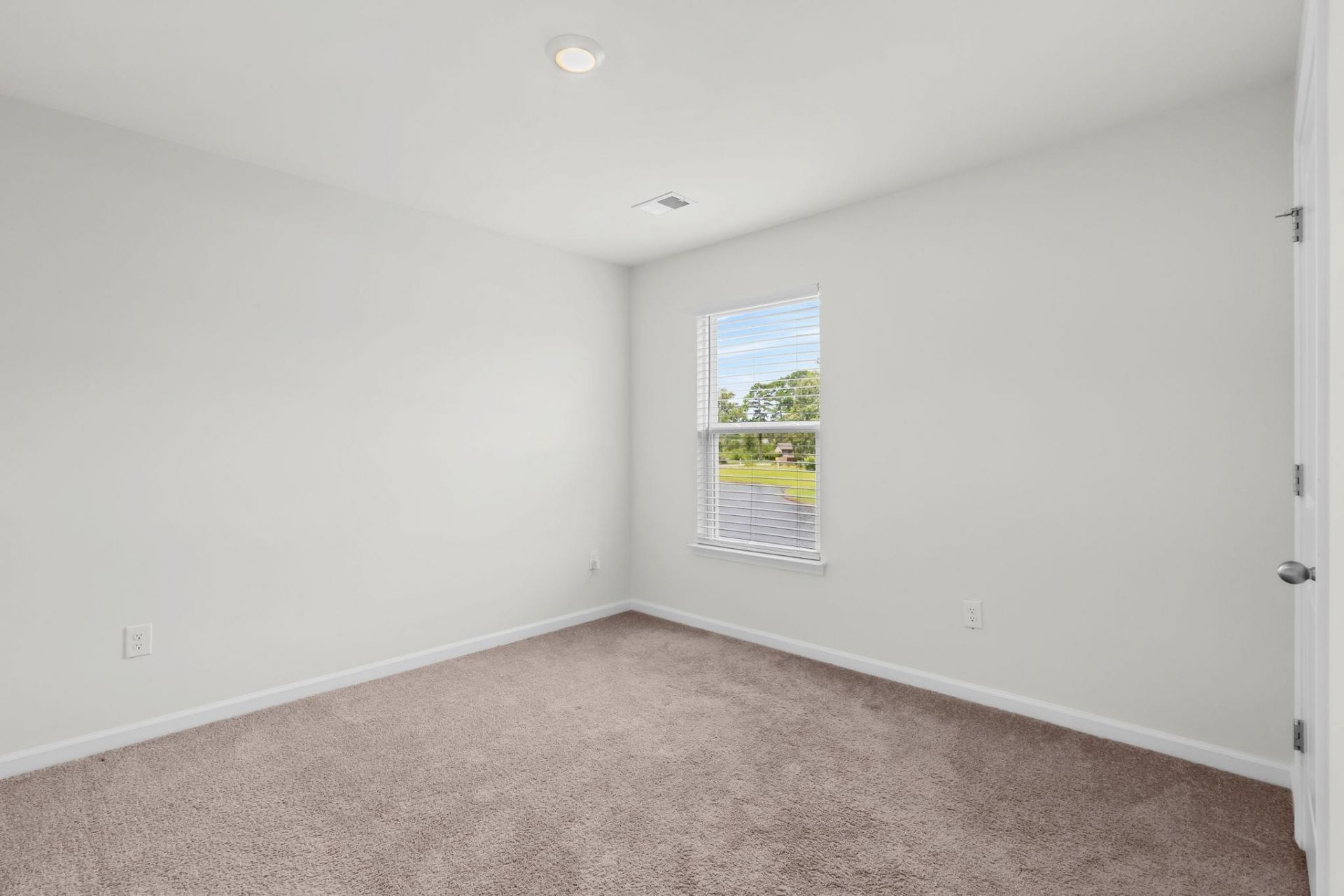 159 Kelsey Ct. Photo 31