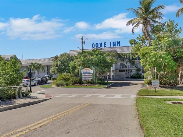 900 Broad AVE S, Unit 139, NAPLES, FL 34102
