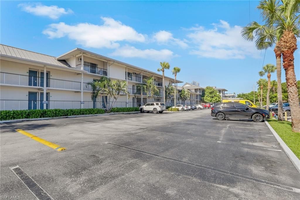 900 Broad Ave S, Unit 139, Naples, FL 34102 Photo