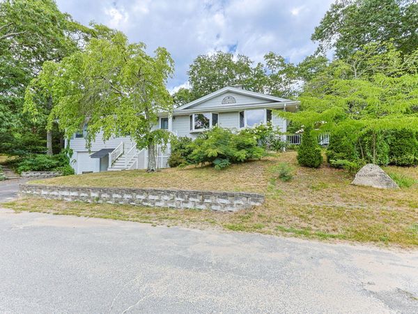 2 Franconia Avenue, Wareham, MA 02571
