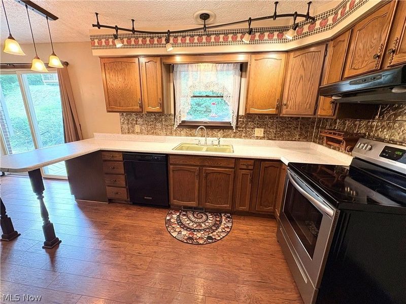 5044 Amsterdam Road SE, Carrollton, OH 44615 Photo 10