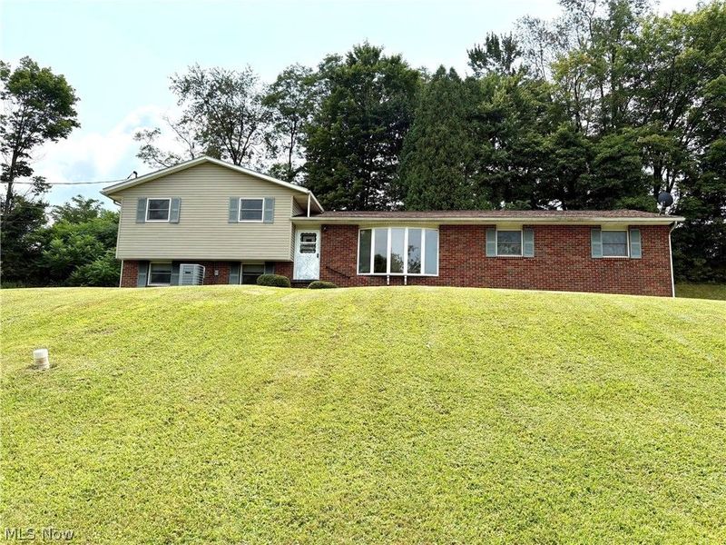 5044 Amsterdam Road SE, Carrollton, OH 44615 Photo 2
