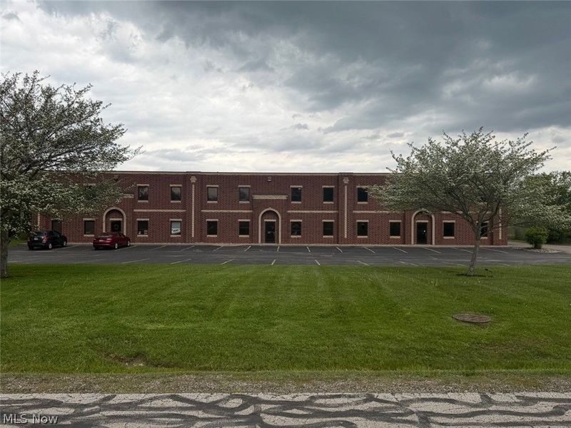 4699 Loomis, Ravenna, OH 44266 Photo 3