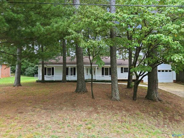 106 Stavemill Circle, Madison, AL 35758