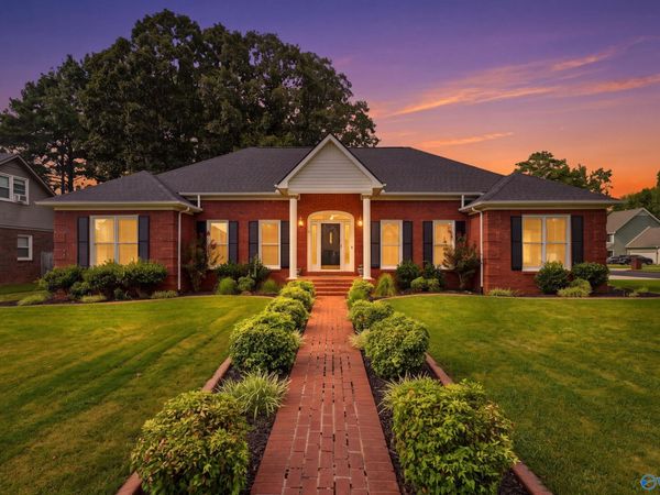 2302 Cumberland Place SW, Decatur, AL 35603