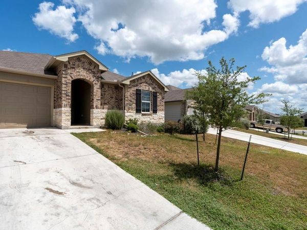 841 Indian Mallow, Seguin, TX 78155