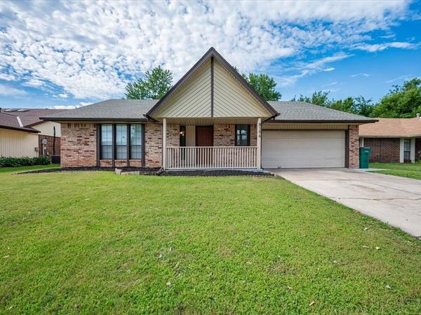 8304 NW 112th Street, Oklahoma City, OK 73162