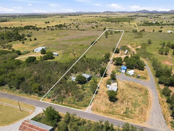 20569 E County Road 156 , Blair, OK 73526