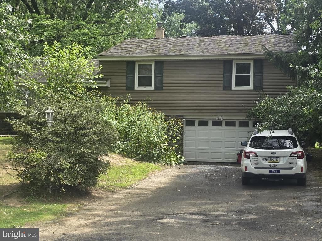 126 VALLEY DRIVE , SOUTHAMPTON, PA 18966