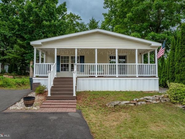 211 HOPE DRIVE, NEW RINGGOLD, PA 17960