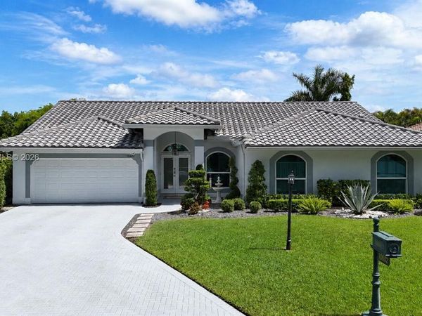 10602 NW 49th Pl , Coral Springs, FL 33076