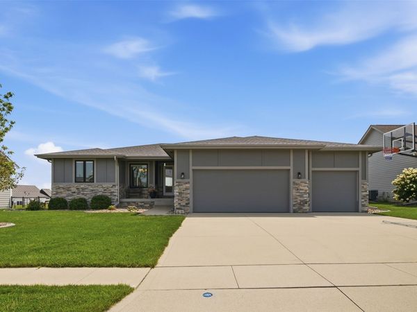 1716 Falcon Drive, Polk City, IA 50226