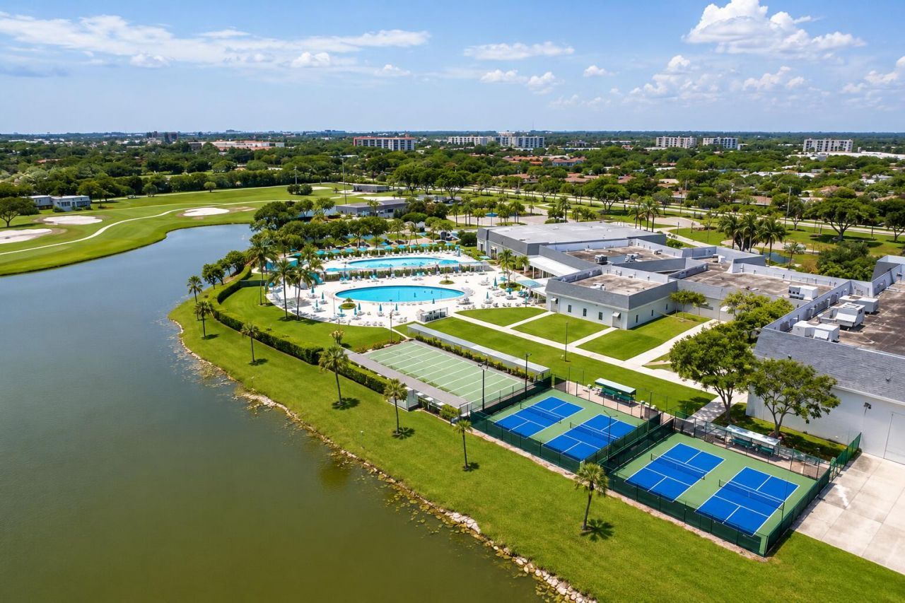 99 Flanders C, Delray Beach, FL 33484 Photo