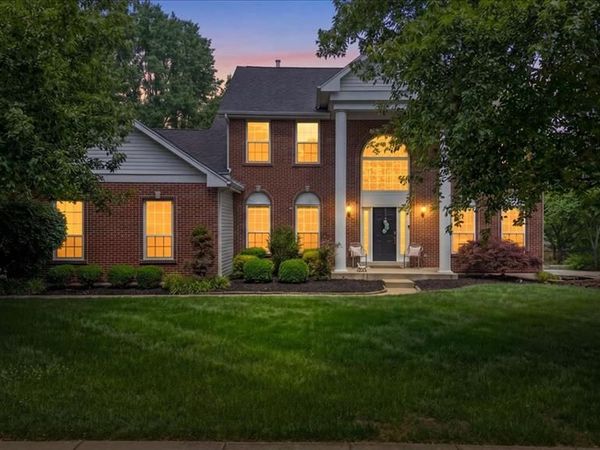 17821 Wilderness Cliff Court, Wildwood, MO 63005