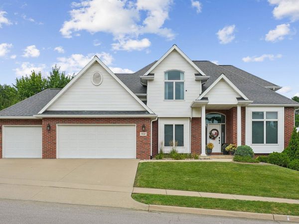 762 June Drive, Dubuque, IA 52003