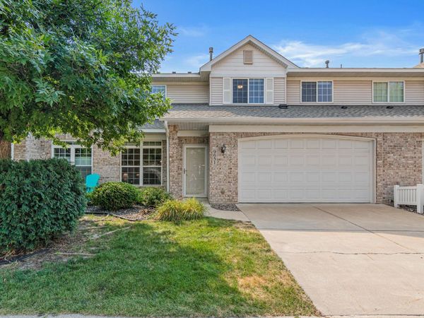 9651 Belmont Lane, Eden Prairie, MN 55347