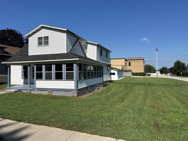 311 S Clay Street , Morocco, IN 47963