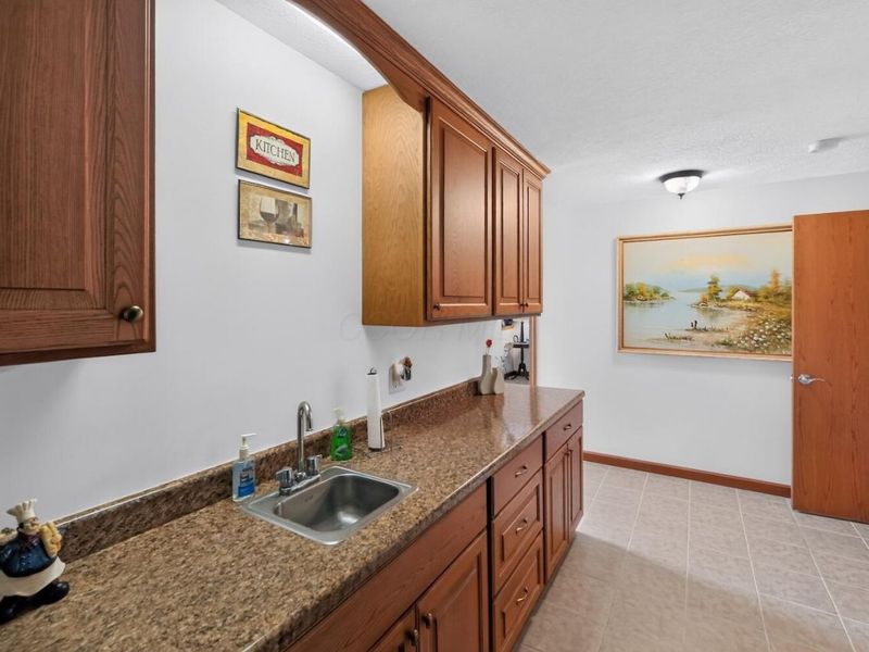 870 Fairway Drive , Howard, OH 43028 Photo 34