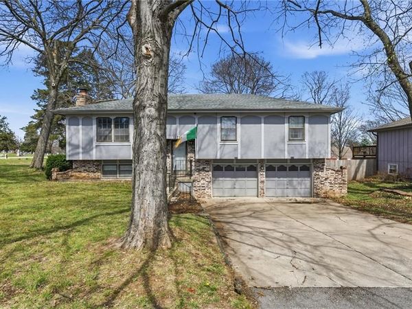11714 W 61st Terrace, Shawnee, KS 66203