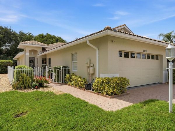 1071 TOPELIS DRIVE , ENGLEWOOD, FL 34223