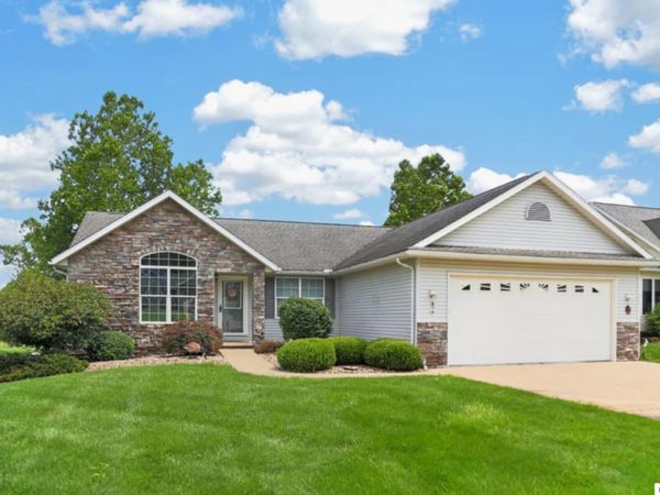 870 Fairway Drive, Howard, OH 43028