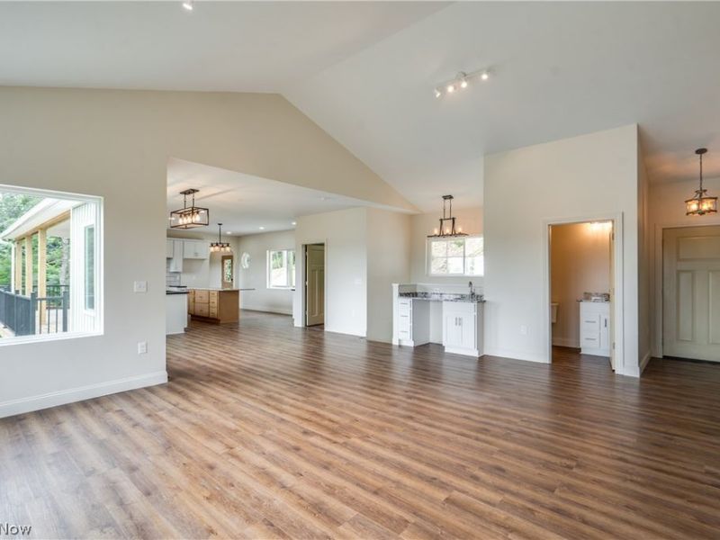 15 Huron Trail, Malvern, OH 44644 Photo 17